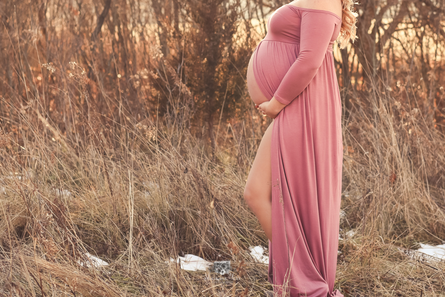 Elegant Maternity Photography in Alma, MI