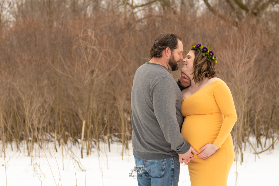 Breathtaking Maternity Photography in St. Louis, MI