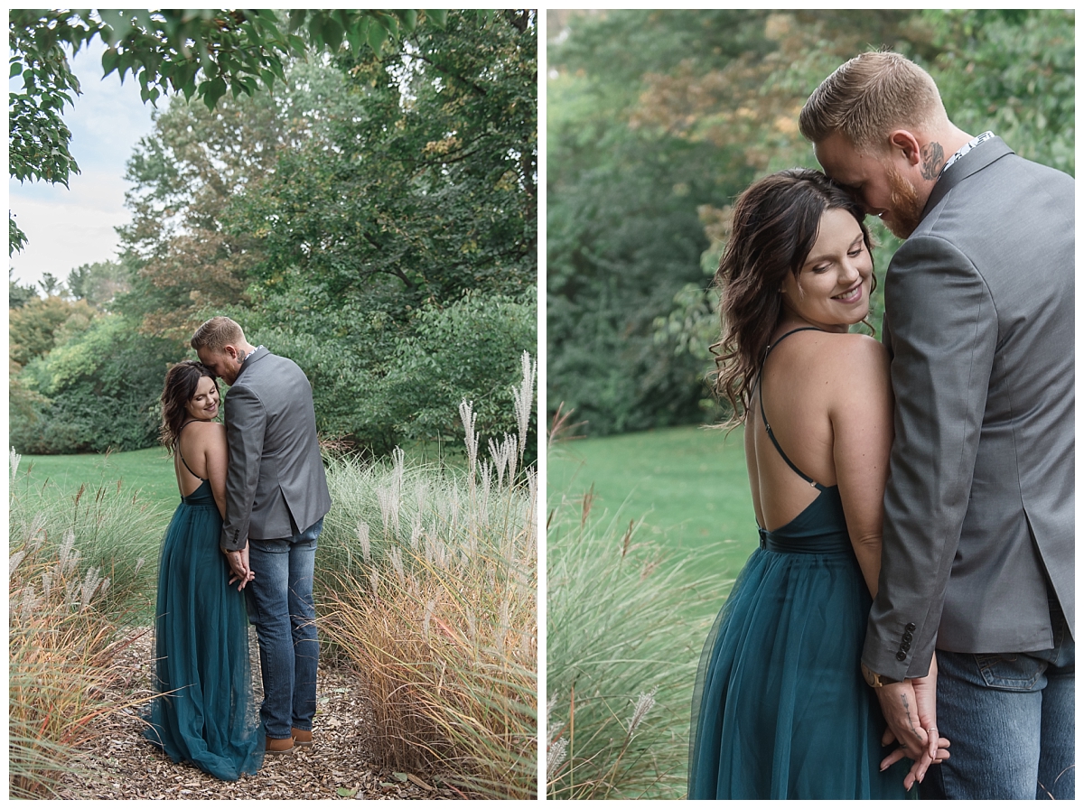 couple engagement portraits at dow gardens